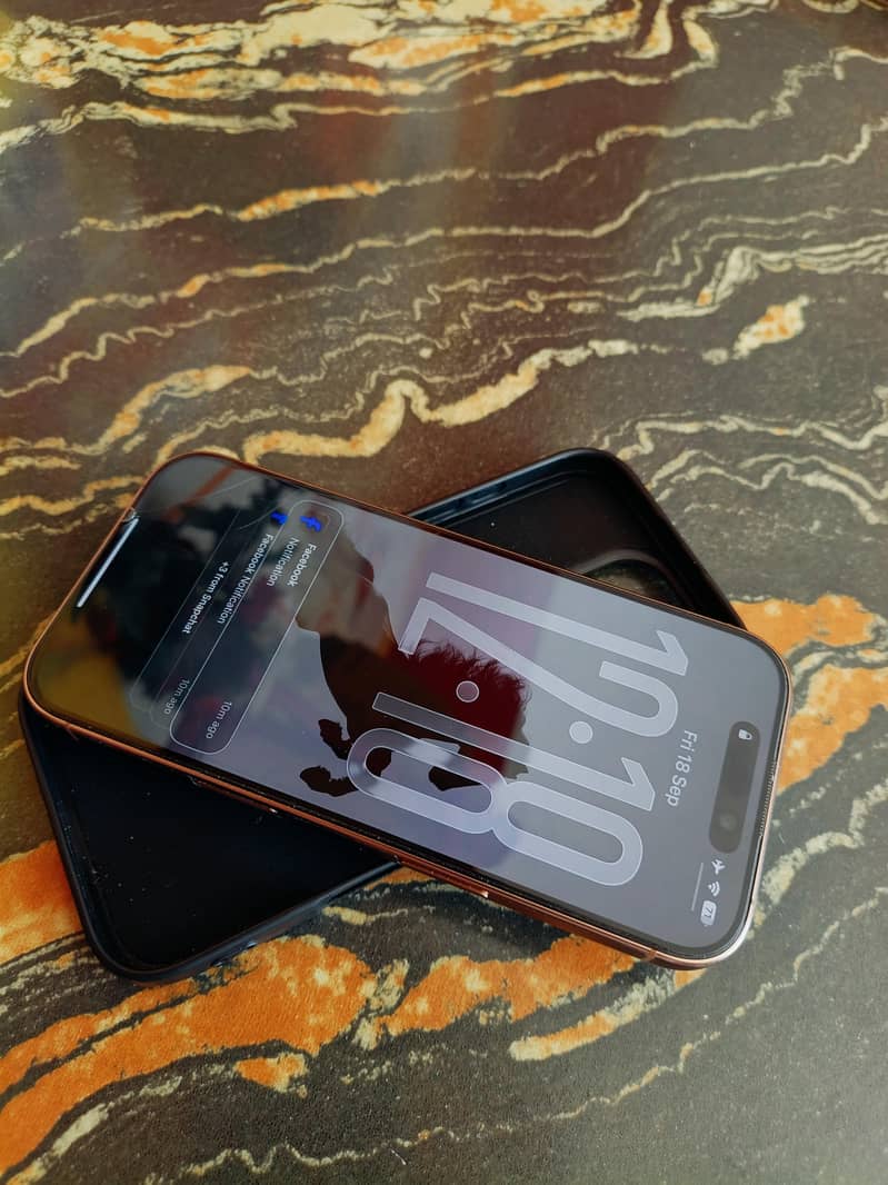 Apple iPhone 16 Pro 1