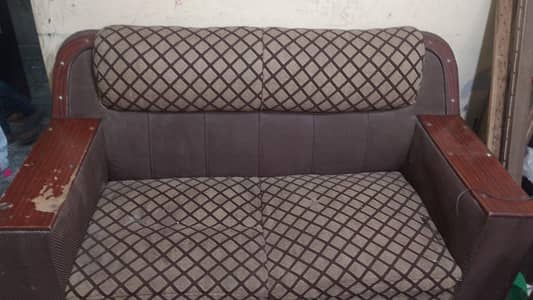 I want to sale sofa set