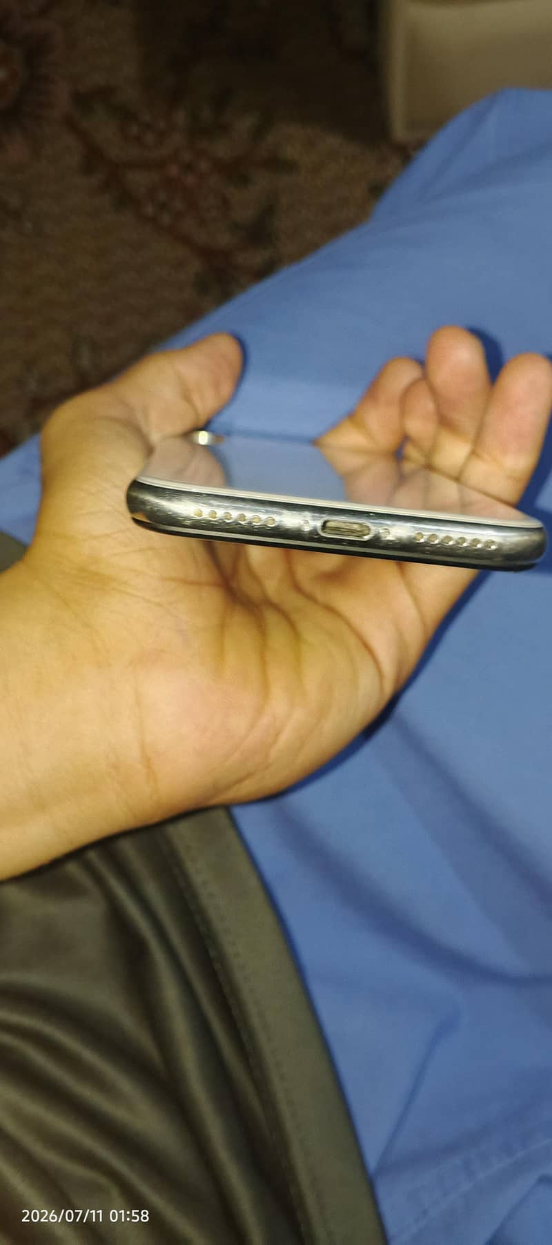 Apple iPhone X 3