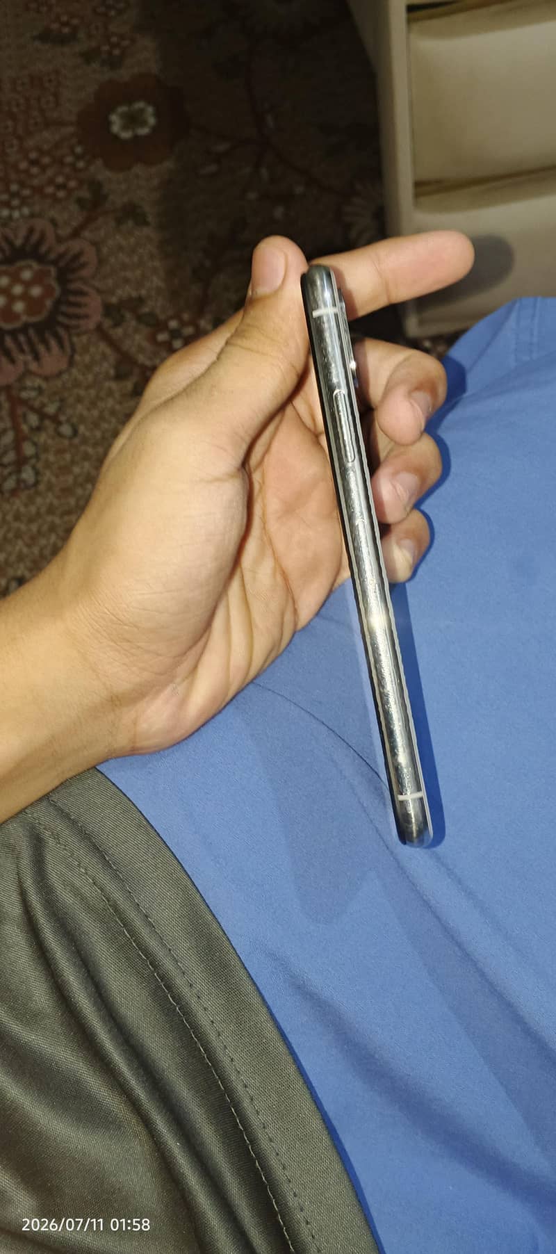 Apple iPhone X 4