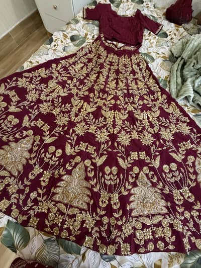 Bridal lehnga with potli