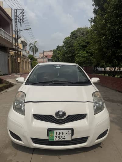 Toyota Vitz 2012