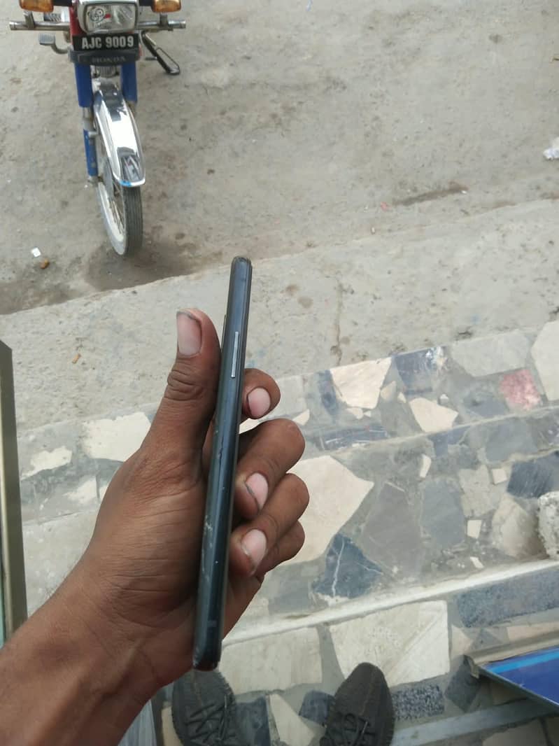 One Plus 9R 4
