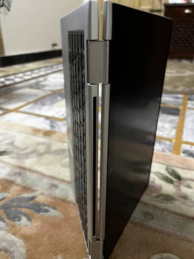HP | i7 | 1030 | 8th gen | 360 | 16/256