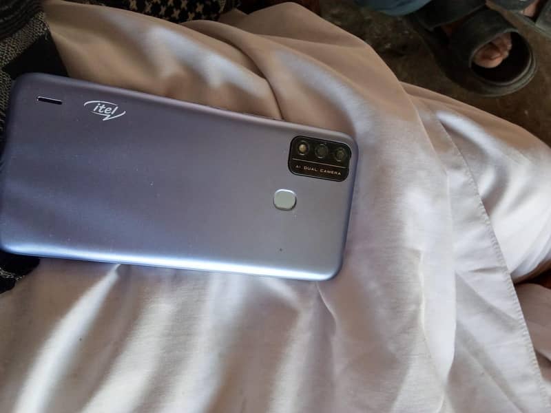 itel A 48 0