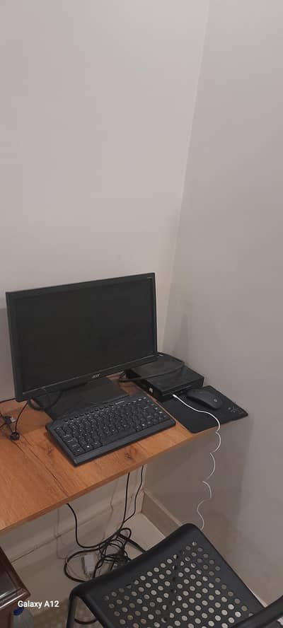 Dell optiplex 7050 pc with full setup