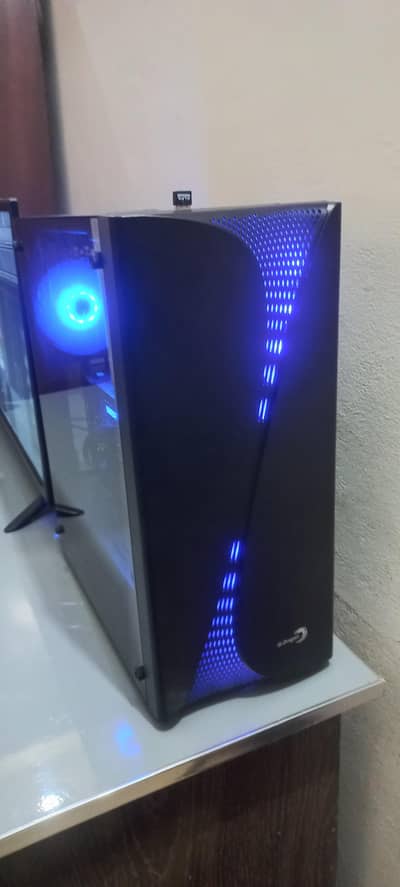 i5 7600 with gigabyte windforce g1  gtx 970 4gb