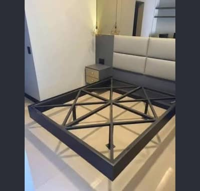 bedroom set available for sell