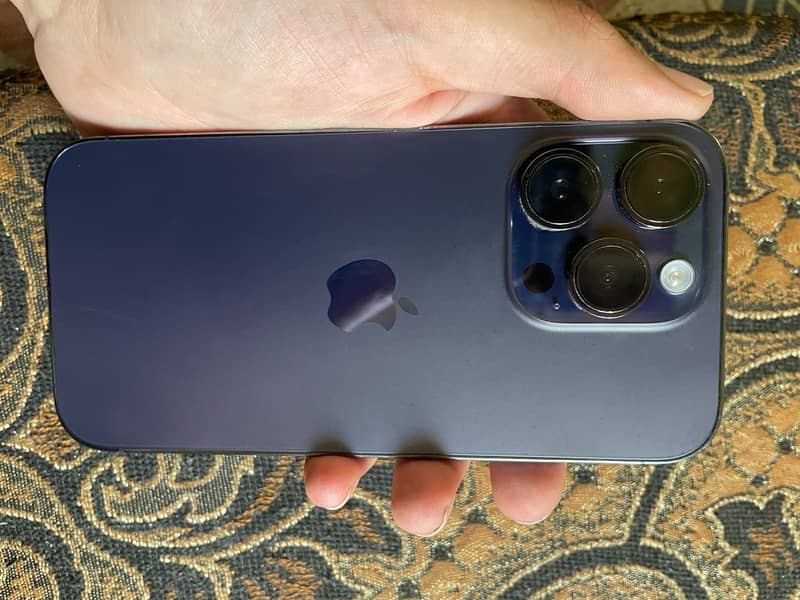 Apple iPhone 14 Pro 2