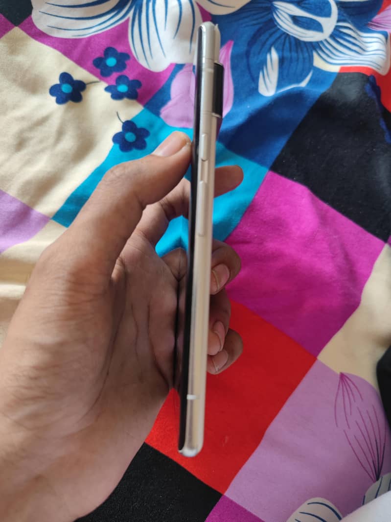 Google Pixel 6 Pro 2