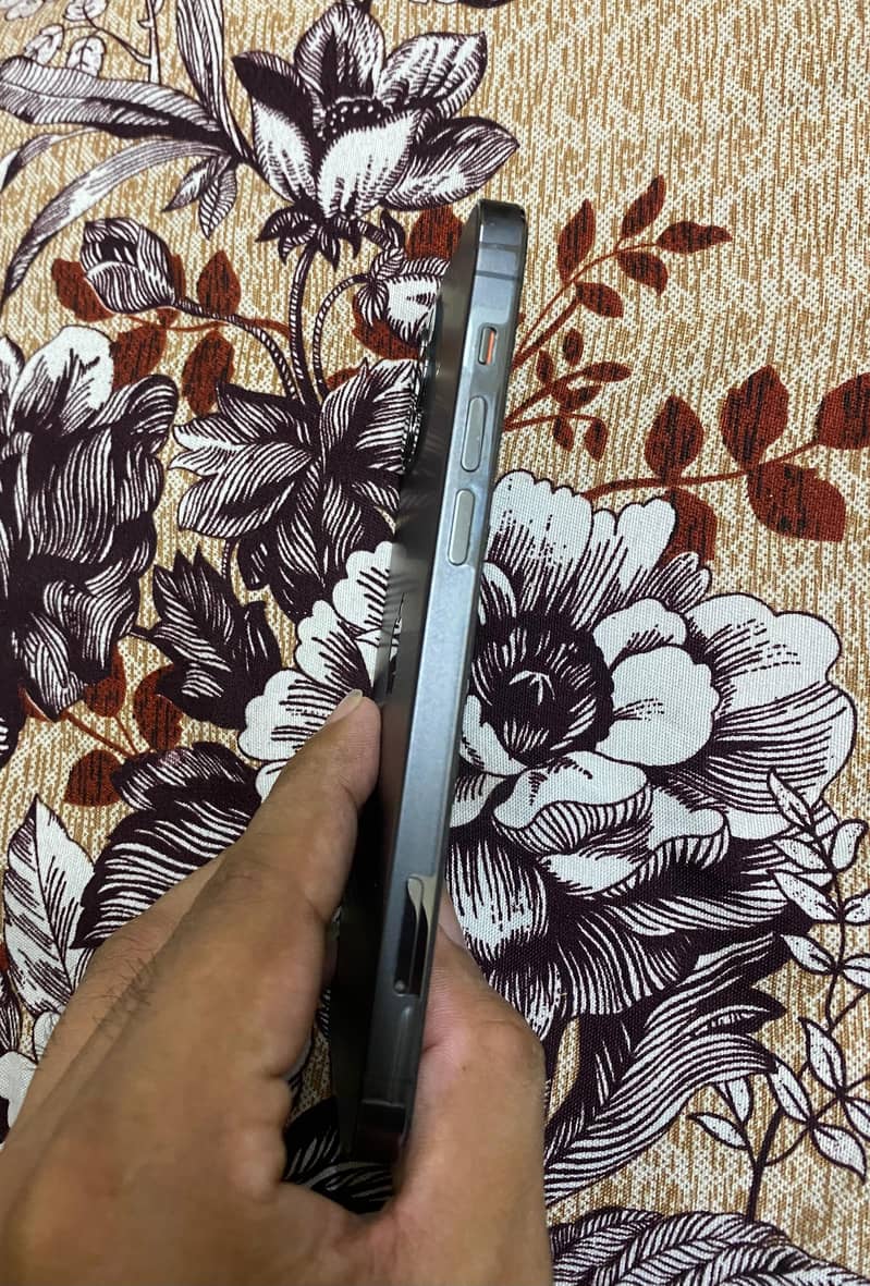 Apple iPhone 12 Pro 5