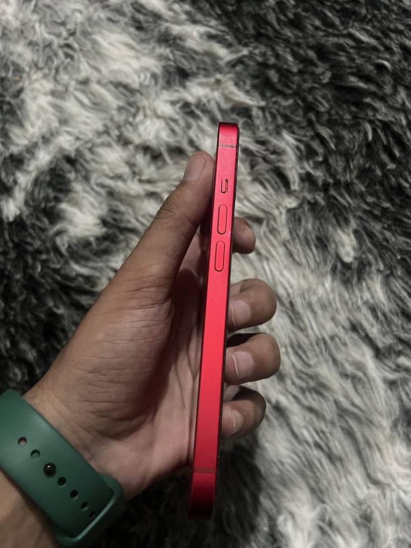 Apple iPhone 14 5