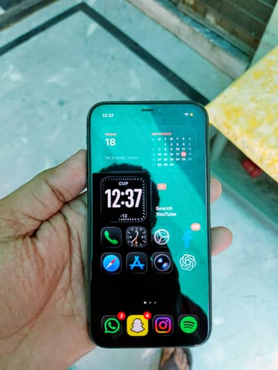 Apple iPhone 11 JV Water Pack 64gb