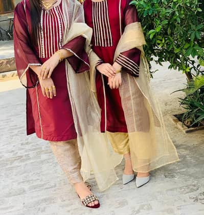 Elegant Maroon & Cream Ladies 3-Piece Eastern Dress with Dupatta