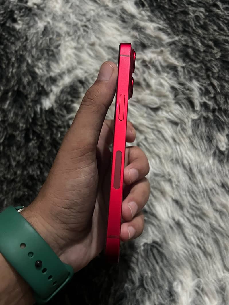 Apple iPhone 14 5