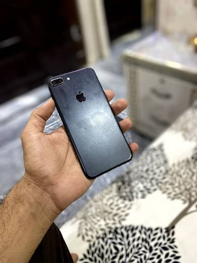 i phone 7 plus 32gb non BP exchange possible 03064178199