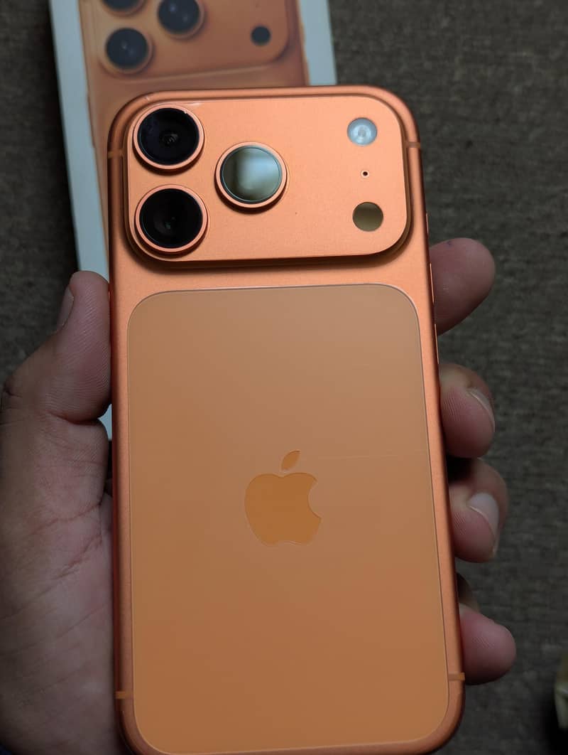 Apple iPhone 17 Pro 1