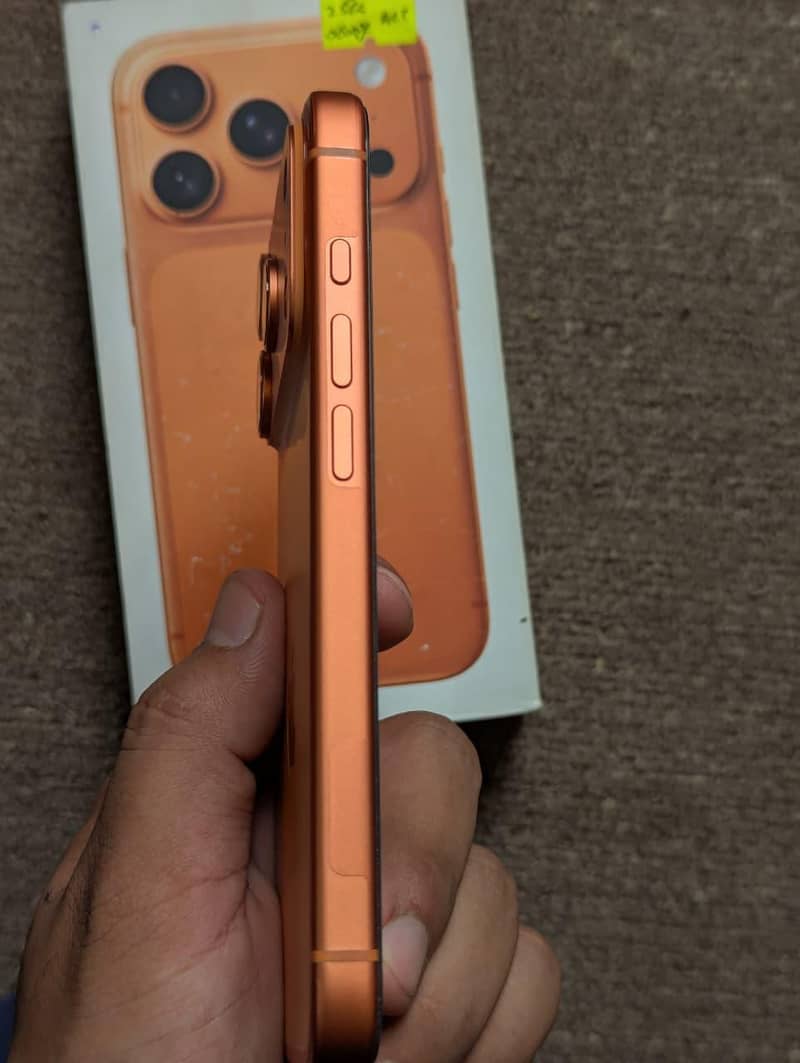 Apple iPhone 17 Pro 2