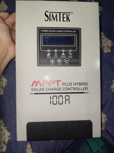 Simtek MPPT Plus Hybrid Solar Charge Controller 100A (Unused)