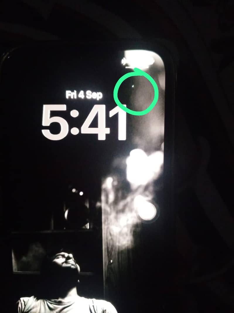Apple iPhone 13 2