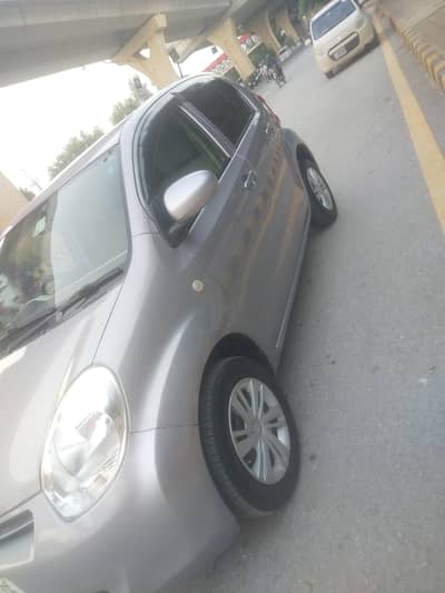 Toyota Passo 2011