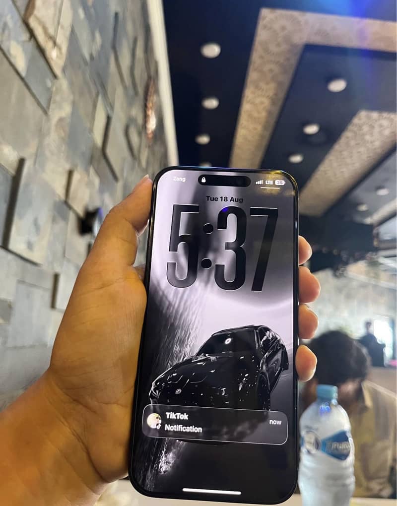 Apple iPhone 15 Pro Max 1
