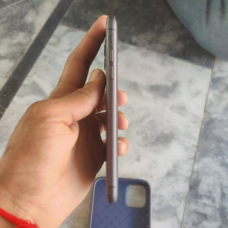Apple iPhone 11 2