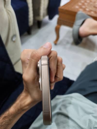 Apple iPhone 16 Pro Max