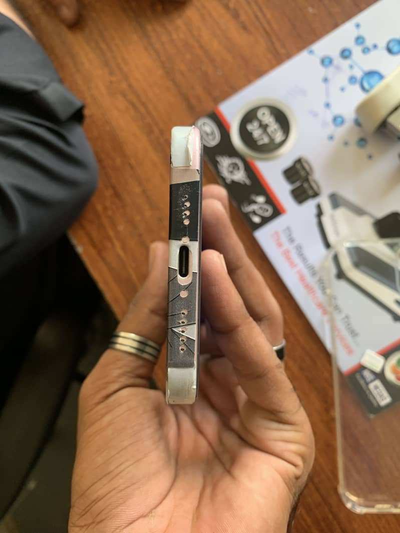 Iphone 15 plus jv 2