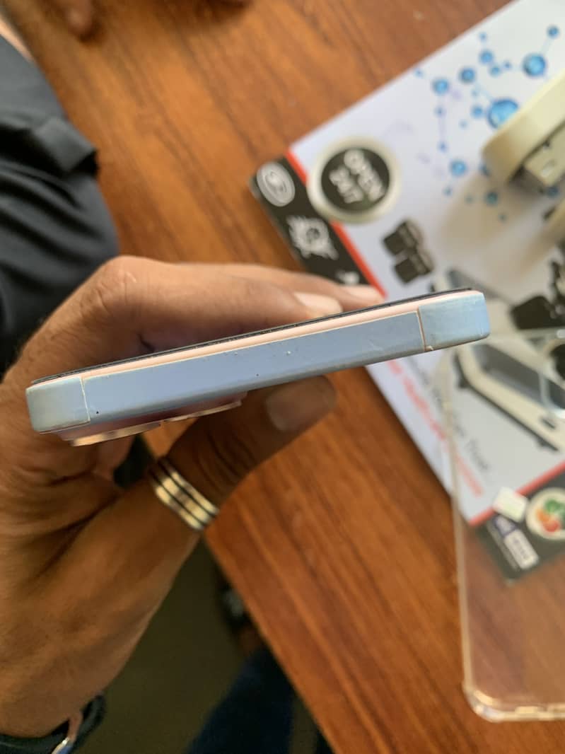 Iphone 15 plus jv 4