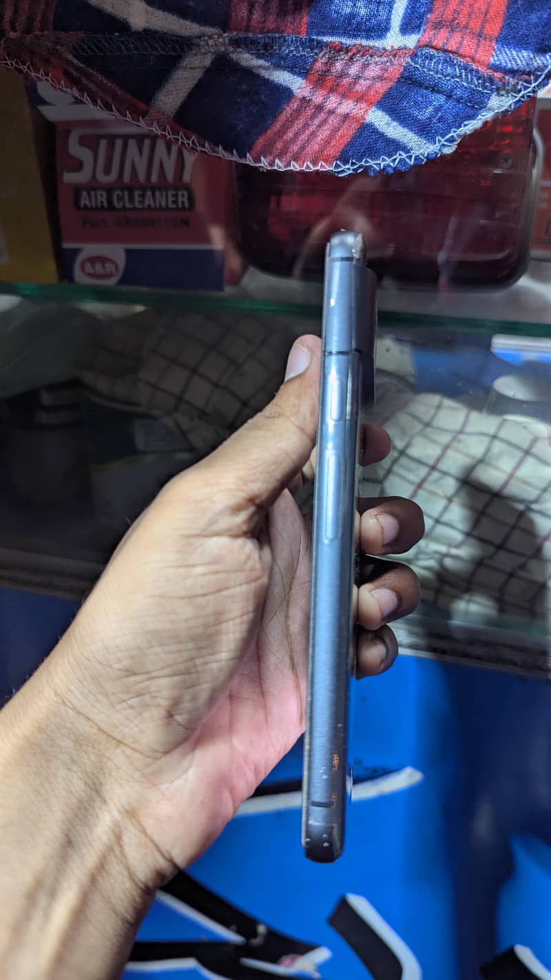Google Pixel 8 1