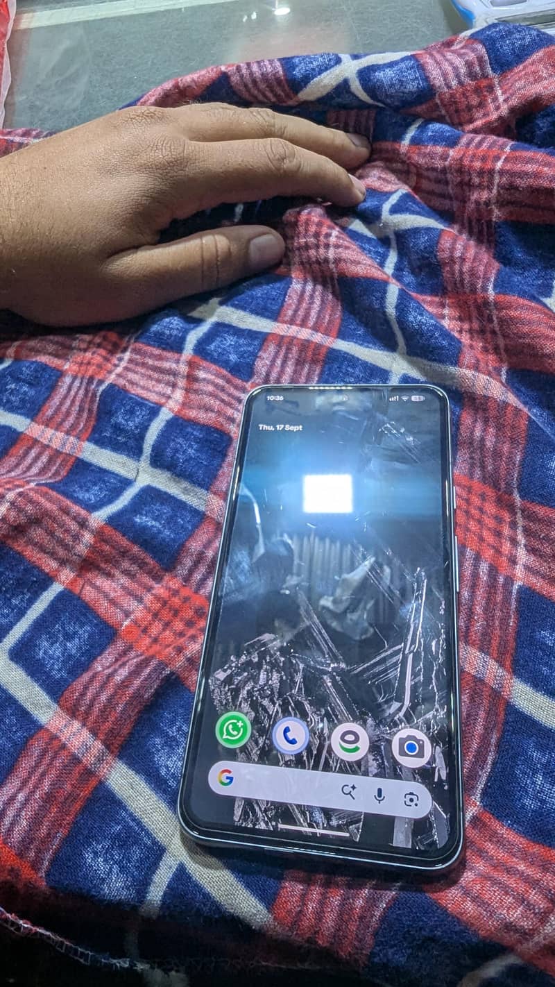 Google Pixel 8 3