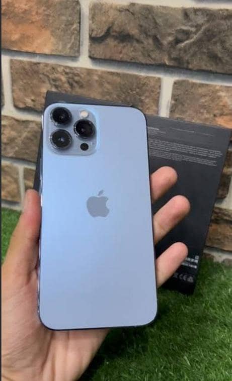 Apple iPhone 17 Pro Max 2