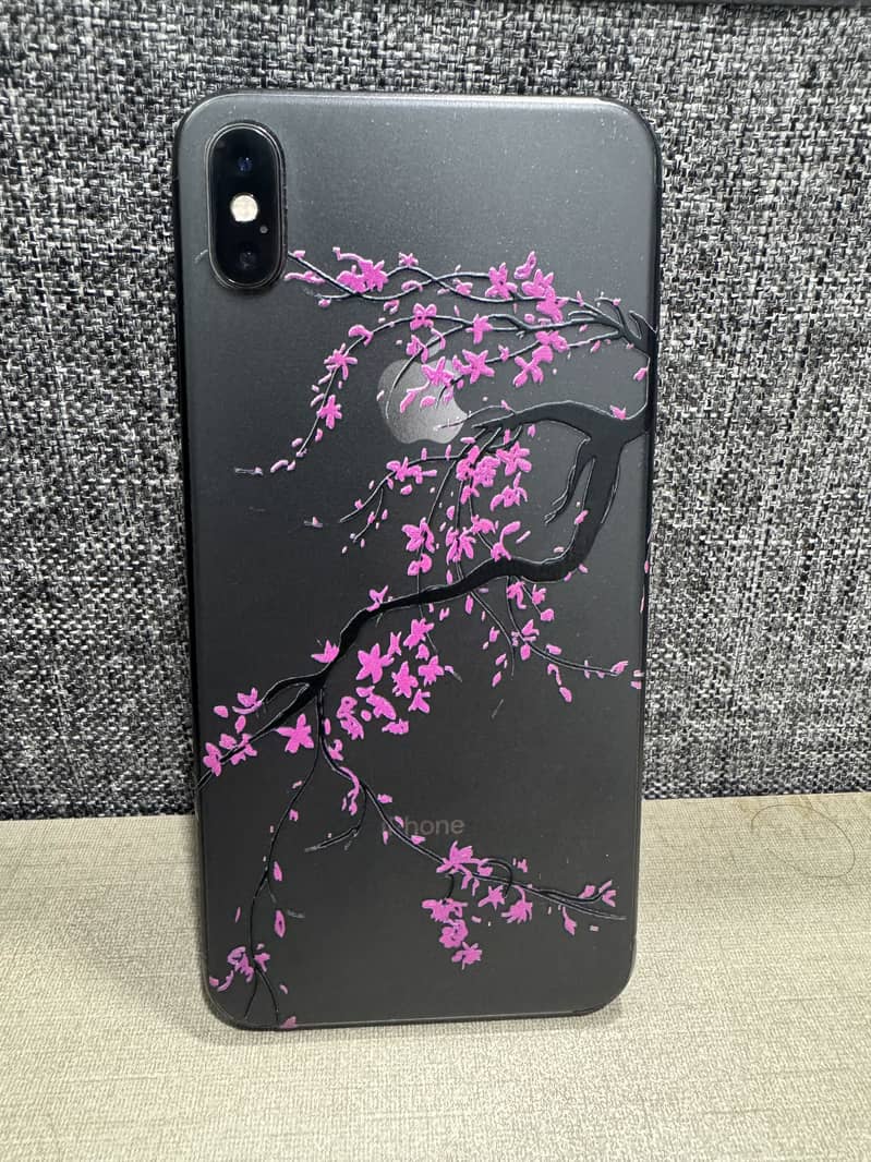 Apple iPhone XS Max 0