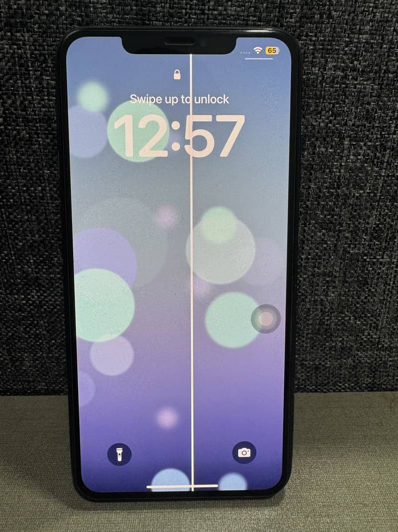 Apple iPhone XS Max 1