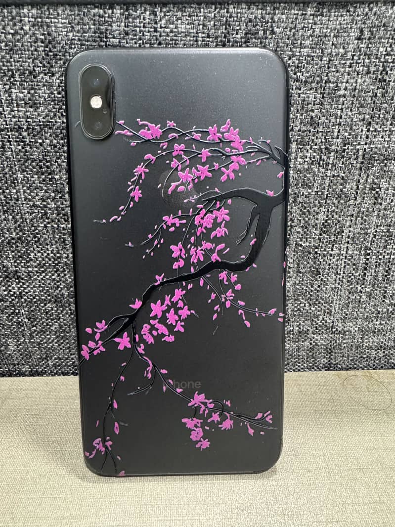 Apple iPhone XS Max 5