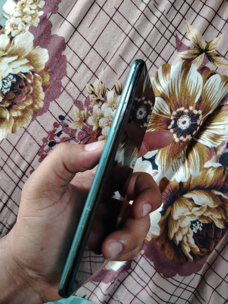 One Plus 10 Pro 7