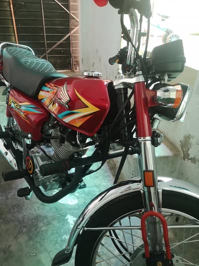 Honda 125 25/26