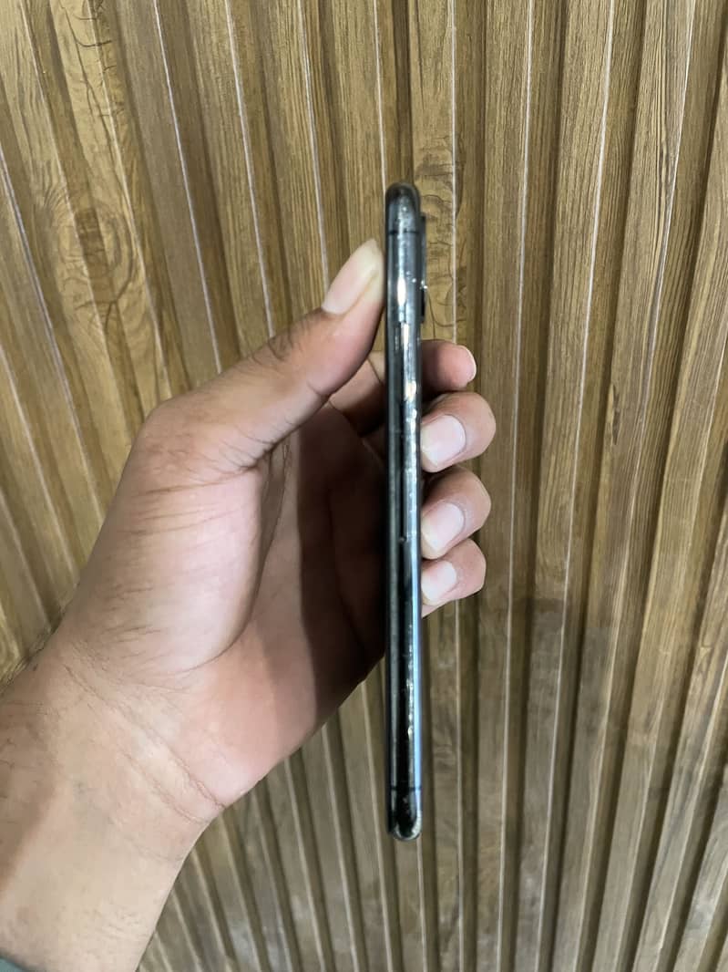 Apple iPhone X 2