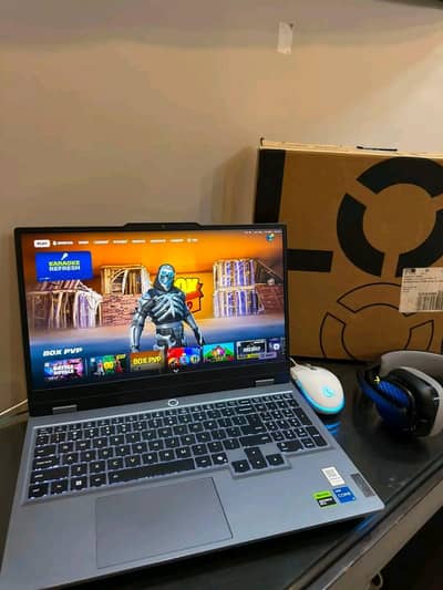 Lenovo LOQ 15 iRx10 Rtx 5050