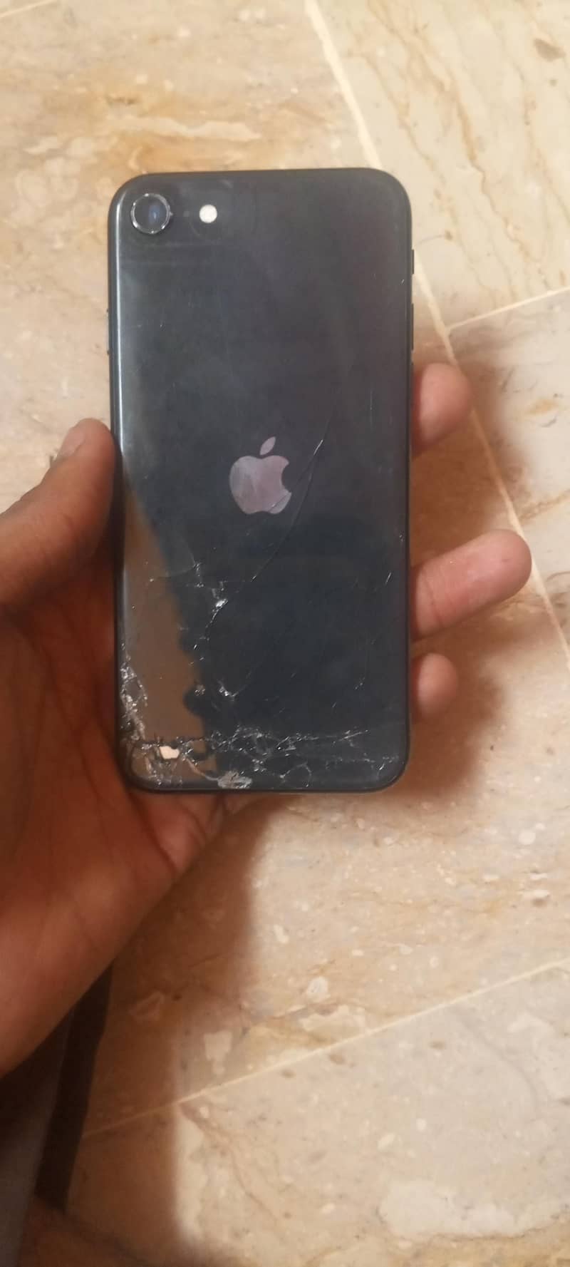 Apple iPhone SE 0