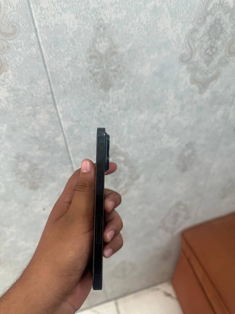 IPHONE 14 pro 5
