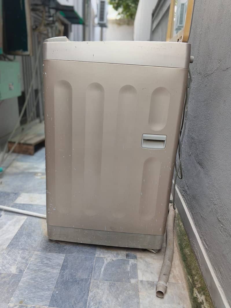 Haier Automatic washing machine 2