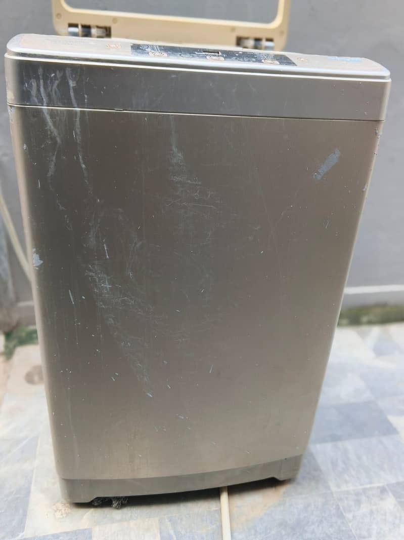 Haier Automatic washing machine 5