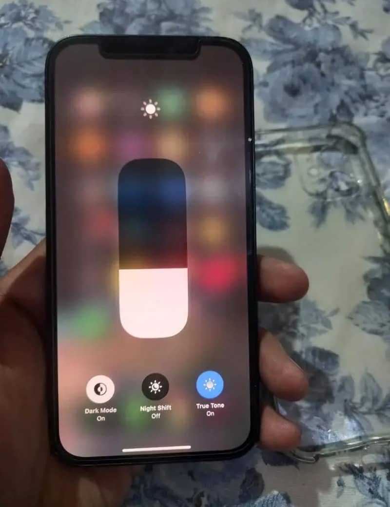 Apple iPhone 12 1