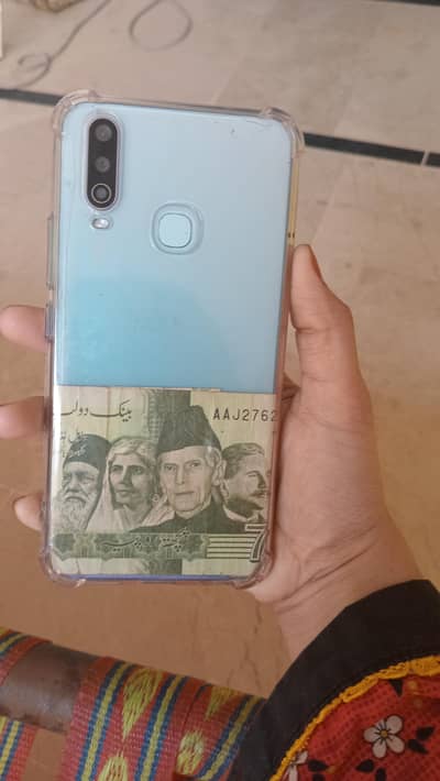 vivo y17
