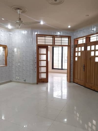 F-11 Size 25*60 Ground Floor Portion For Rent
