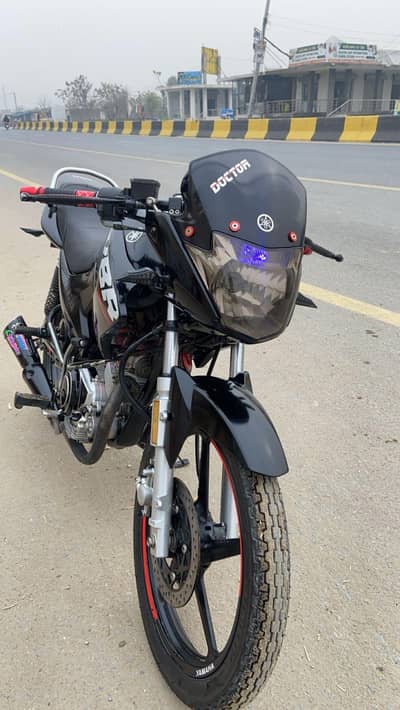 ybr 125