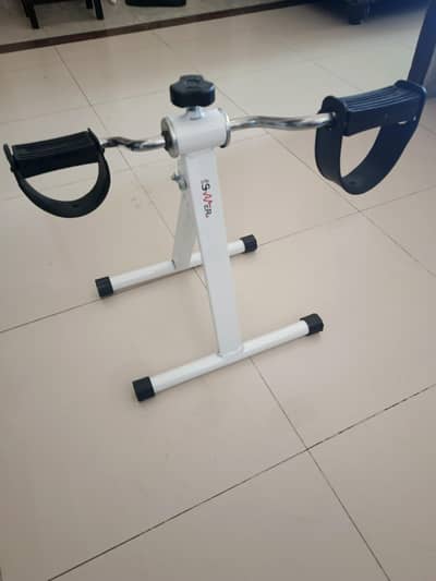 leg exercise cycling