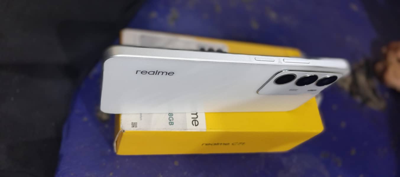 Realme C71 6